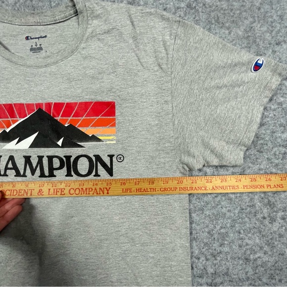 Champion Shirt Mens Large‎ Gray Graphic "Mountain" Short Sleeve Crew Neck Tee - Picture 3 of 6